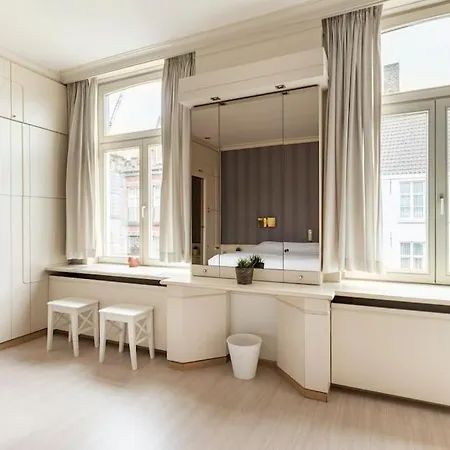 Suite Stays Bruges Δωμάτια σε οικογενειακή κατοικία Μπριζ